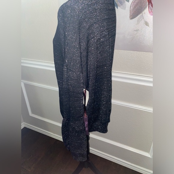 Olivia Sky Black Crew & Scoop Necks Sweater || Size 2X - Picture 7 of 15